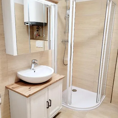 Modrý Sklep 77 * Velké Pavlovice