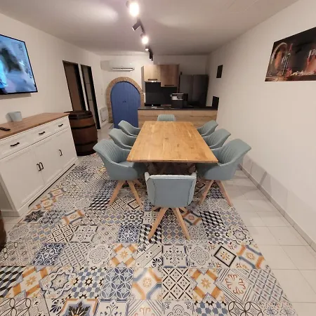 Modrý Sklep 77 Velké Pavlovice