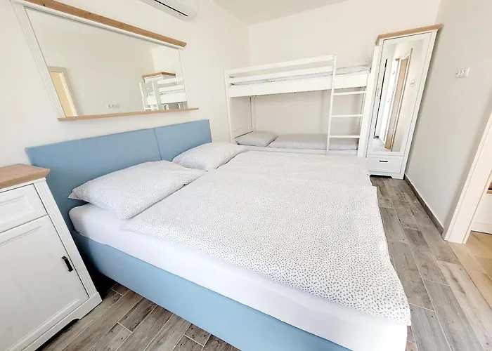 Prázdninový dům Modrý Sklep 77 *